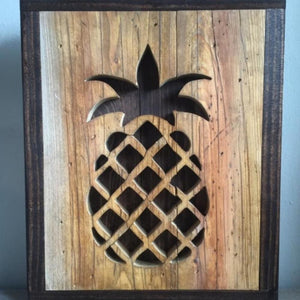 Pineapple Distressed Wood Sign